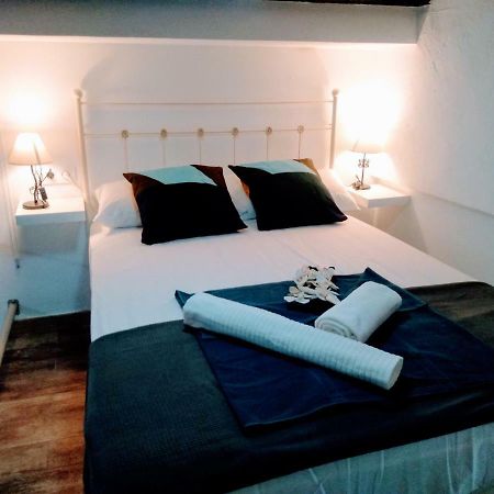 Wish Suite Barrio De Leon En Triana Seville Ngoại thất bức ảnh
