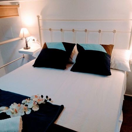 Wish Suite Barrio De Leon En Triana Seville Ngoại thất bức ảnh