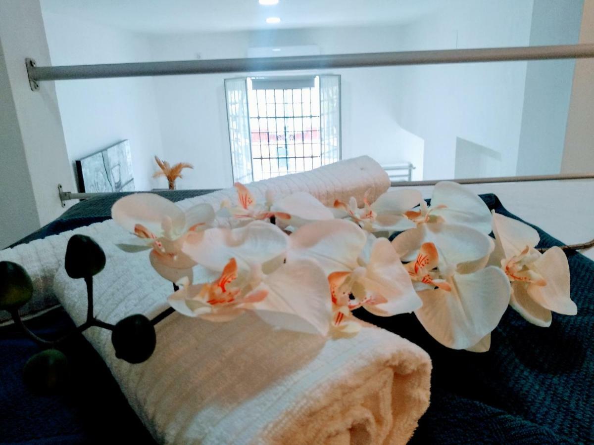Wish Suite Barrio De Leon En Triana Seville Ngoại thất bức ảnh